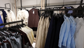 Vrátia sa do módy skinny džínsy? Stylistka odhalila trendy, ktoré ovládnu najbližšie mesiace