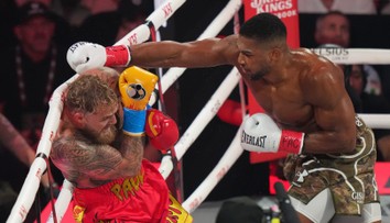 VIDEO: Anthony Joshua potvrdil úlohu jasného favorita. Paulovi zasadil tvrdé KO