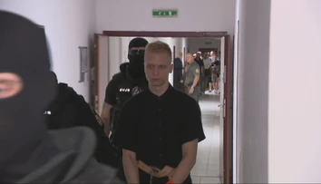 Tvrdí, že vraždiť neplánoval. Pred útokom na gymnáziu však spolužiakom posielal desivé nahrávky