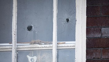 Muž strieľal na ulici v Sydney, vytipoval si náhodné autá. Zranil najmenej 20 ľudí