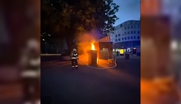 VIDEO: V centre Bratislavy vypukol požiar. Oheň zachvátil gastroprevádzku