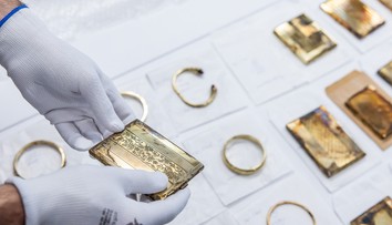 Dvaja Česi objavili počas túry rozprávkový poklad. Jeho skutočná hodnota výrazne prekonala pôvodné odhady