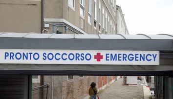 Po návšteve pohotovosti ich poslali domov. Matka s dcérou o niekoľko hodín zomreli