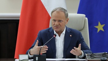 Poľsko reaguje na agresívne rusko-bieloruské vojenské manévre. O polnoci uzavrieme hranice, oznámil Tusk