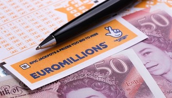 Získal obrovský jackpot, no stále sa neozval. Na výhercu EuroMillions čaká rekordná výhra