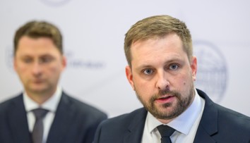 Reakcie na dohodu s lekármi: Vláda si kúpila čas, odkazuje opozícia. Ozvala sa aj Dolinková