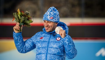 Hurajt už má na krku striebro z Vancouveru. V Miláne ho čakal emotívny ceremoniál