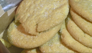 Tínedžeri ponúkali v škole sušienky „zo záhrobia“. Neuveríte, čo do nich pridali