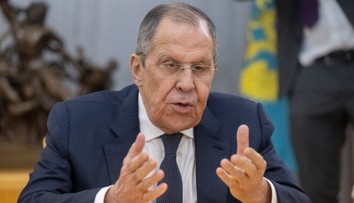 Lavrov obvinil Dánsko, že s Grónčanmi zaobchádza ako s menejcennými. Rusko bude na militarizáciu ostrova reagovať