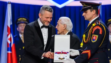 Prezident udelil štátne vyznamenania 22 osobnostiam, z toho štyrom in memoriam