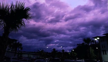 Ničivý hurikán Dorian vytvoril na oblohe takúto nádheru