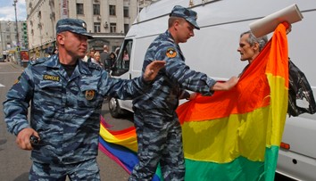 Ruskí poslanci schválili zákon zakazujúci zmenu pohlavia