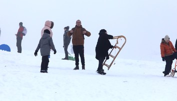 Sneh sa už rúti na Slovensko. Meteorológovia upravili predpoveď, hovoria o „arktickom vzduchu“