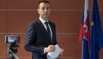 Predsedom strany Dobrá voľba sa stal Drucker. Na sneme sa objavil aj Maďarič