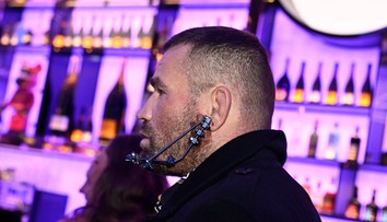 Obvinený Vémola bol opakovane v zahraničí. Dostáva výnimky za dobré správanie