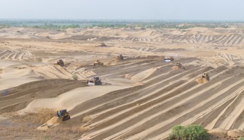 Čína „skrotila“ jednu z najväčších púští sveta. Monumentálny projekt už prináša ovocie