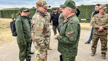 Otepľovanie vzťahov medzi Washingtonom a Minskom: Rusko-bieloruské manévre sledovali aj americkí dôstojníci