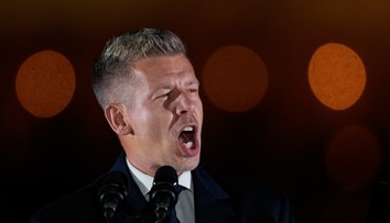 Tisza drvivým výsledkom ukončila éru Viktora Orbána. Péter Magyar poslal odkaz aj prezidentovi