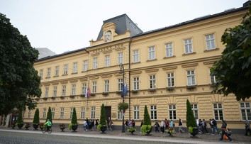 Ústavný súd pozastavil zrušenie Úradu na ochranu oznamovateľov