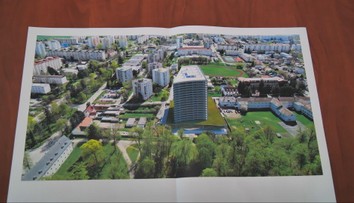 V historickom centre Dubnice nad Váhom chce investor postaviť 20-poschodovú budovu. Obyvatelia sú pobúrení