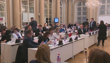 Víťazmi volieb sú nezávislí, ich postoje sú často nejasné