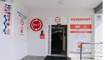 Známa sieť potravín zdvojnásobí počet nonstop predajní. Záujem je niektoré dni taký, že sa tvoria rady