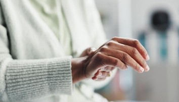 Osteoporóza prichádza bez varovania. Odborníčka radí, ako sa chrániť