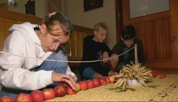 Netradičné umelecké diela zaplnili kostol. Vznikali takmer mesiac