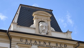 Reakcie na rozhodnutie Ústavného súdu: Fico ho víta, hnutie Slovensko vyzýva Suska na odstúpenie