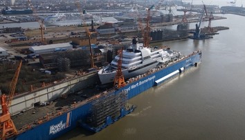 VIDEO: Abramovič si doprial rozprávkový luxus. Pozrite si najvýkonnejšiu jachtu sveta