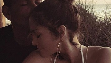 Je v tom až po uši. Najzamilovanejšia fotka J.Lo s novou láskou