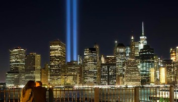 USA si pripomínajú teroristické útoky z 11. septembra 2001