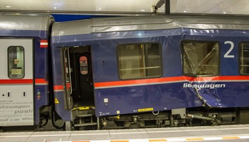 V Salzburgu sa zrazili vlaky, viac ako 50 ľudí sa zranilo