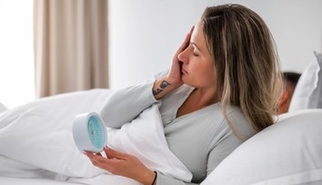 Prebúdzate sa tesne pred budíkom? Nie je to náhoda, toto sa s vami deje