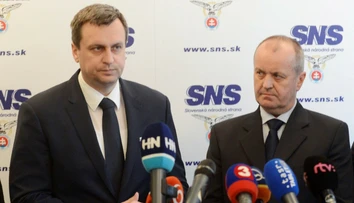Desaťmiliónová zakázka na ministerstve obrany. Preveruje ju ÚVO