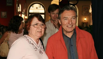 Smutná správa pre najstaršiu dcéru Karla Gotta. Zomrela jej mama Antonie