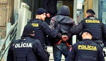 Rodinná tragédia na strednom Slovensku: Syna (27) obvinili z vraždy otca (†51), mal naňho zaútočiť sekerou