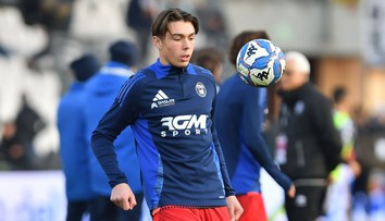 Zvučné meno v českej reprezentácii. Do národného tímu povolali syna legendárneho brankára