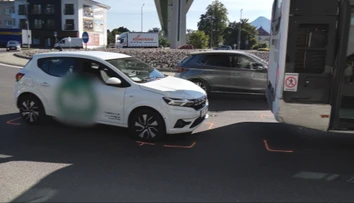 Taxikárka s vyše dvomi promile vrazila do autobusu. Tvrdí, že za všetko môžu kvapky