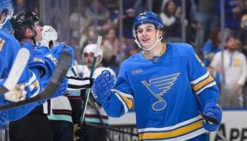 VIDEO: Doteraz jeho najlepší zápas v NHL. Dvorský sa blysol dvomi gólmi