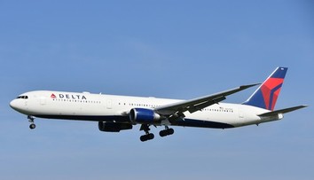 Srdcervúci príbeh. Vďaka láskavému gestu posádky lietadla sa dcéra stihla rozlúčiť s umierajúcou mamou