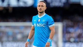 Lobotka a Neapol tvrdo bojujú o titul. V nedeľu dobyli večné mesto a dotiahli sa na najväčšieho rivala