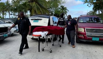 Krvavý útok žraloka v obľúbenom letovisku. Predátor usmrtil ženu pred zrakom novomanžela