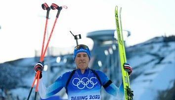 Vytrvalostné preteky biatlonistov na ZOH korisťou Fillona Mailleta