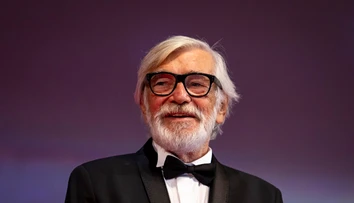 Česko sa rozlúčilo s hereckou legendou Jiřím Bartoškom († 78)