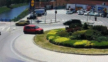 Alarmujúci príbeh z Kežmarku. Vodiči prechádzali okolo muža, ktorý bojoval o život