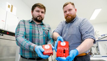 Unikátny prístroj, ktorý vyvinuli slovenskí vedci: Za desať sekúnd odhalí viaceré ochorenia