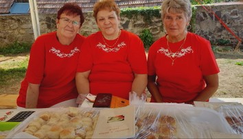 Piekli koláče aj pagáče a predávali ich na trhoch. Seniorky si zo zarobeného splnili veľký sen