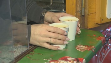 Punč na vianočných trhoch: V Nitre sú verní tradícii, v Topoľčanoch idú oveľa odvážnejšou cestou