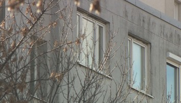 Premýšľate nad kúpou bytu v staršom paneláku? Maklérov trápi ich budúcnosť